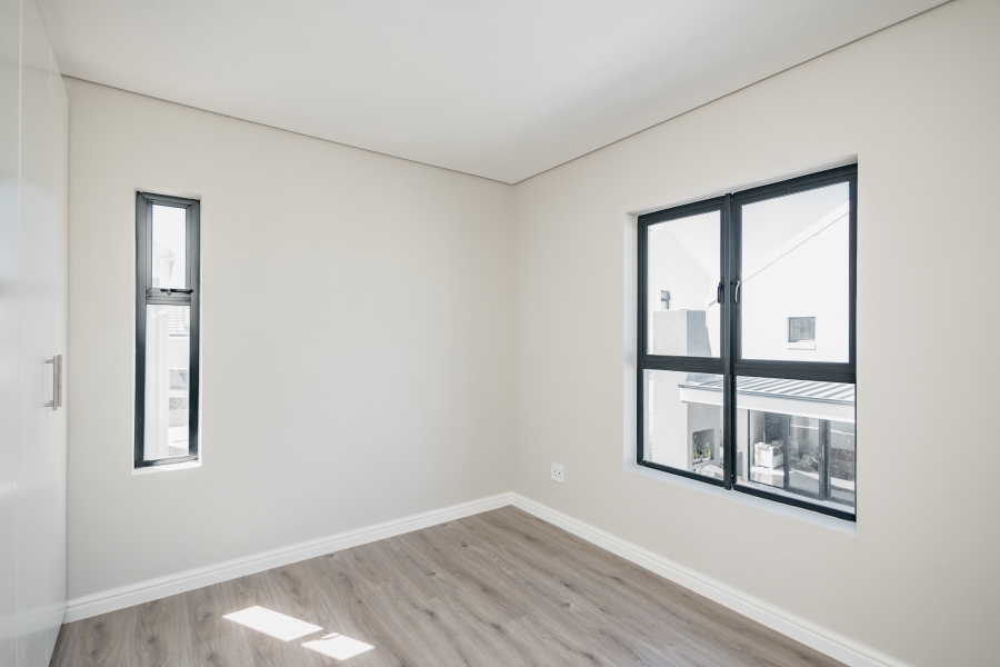 3 Bedroom Property for Sale in Jakarandas Western Cape